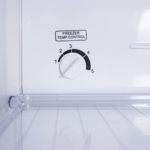 ⁦ثلاجة تورنيدو 304 لتر سيلفر موديل RF-33FT-SL⁩ - الصورة ⁦3⁩